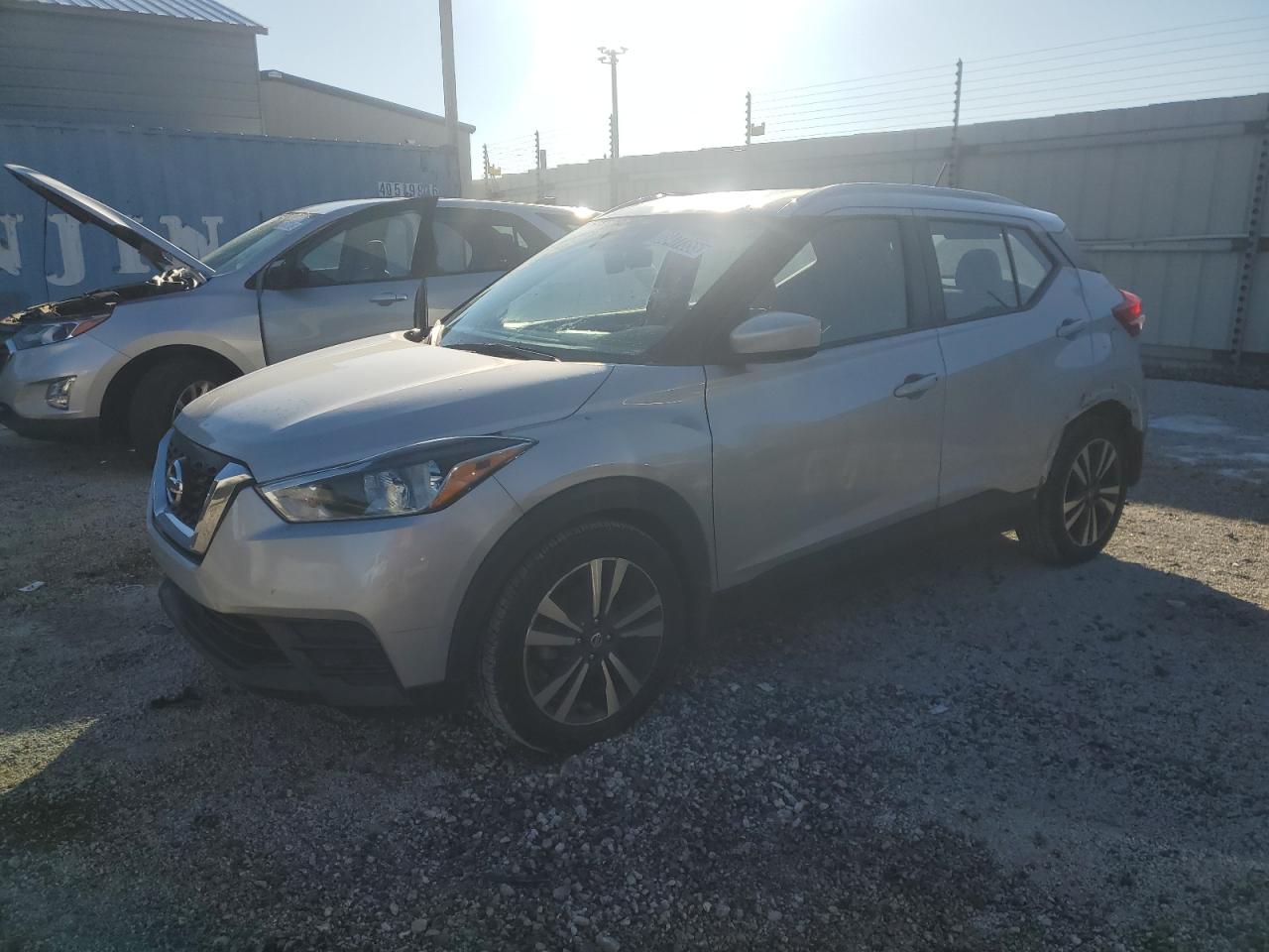 NISSAN KICKS SV 2020