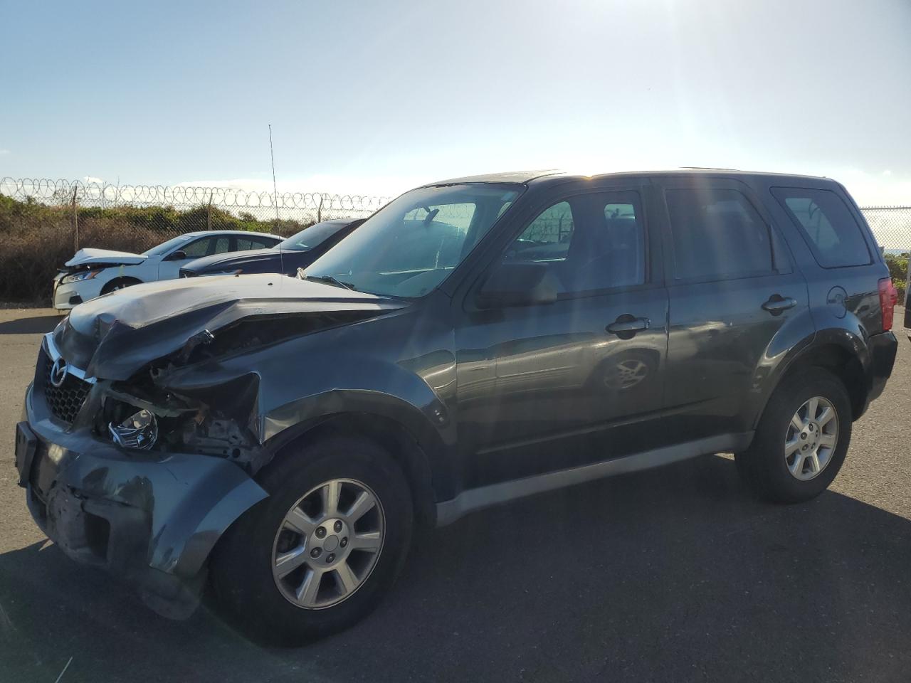 MAZDA TRIBUTE I 2009