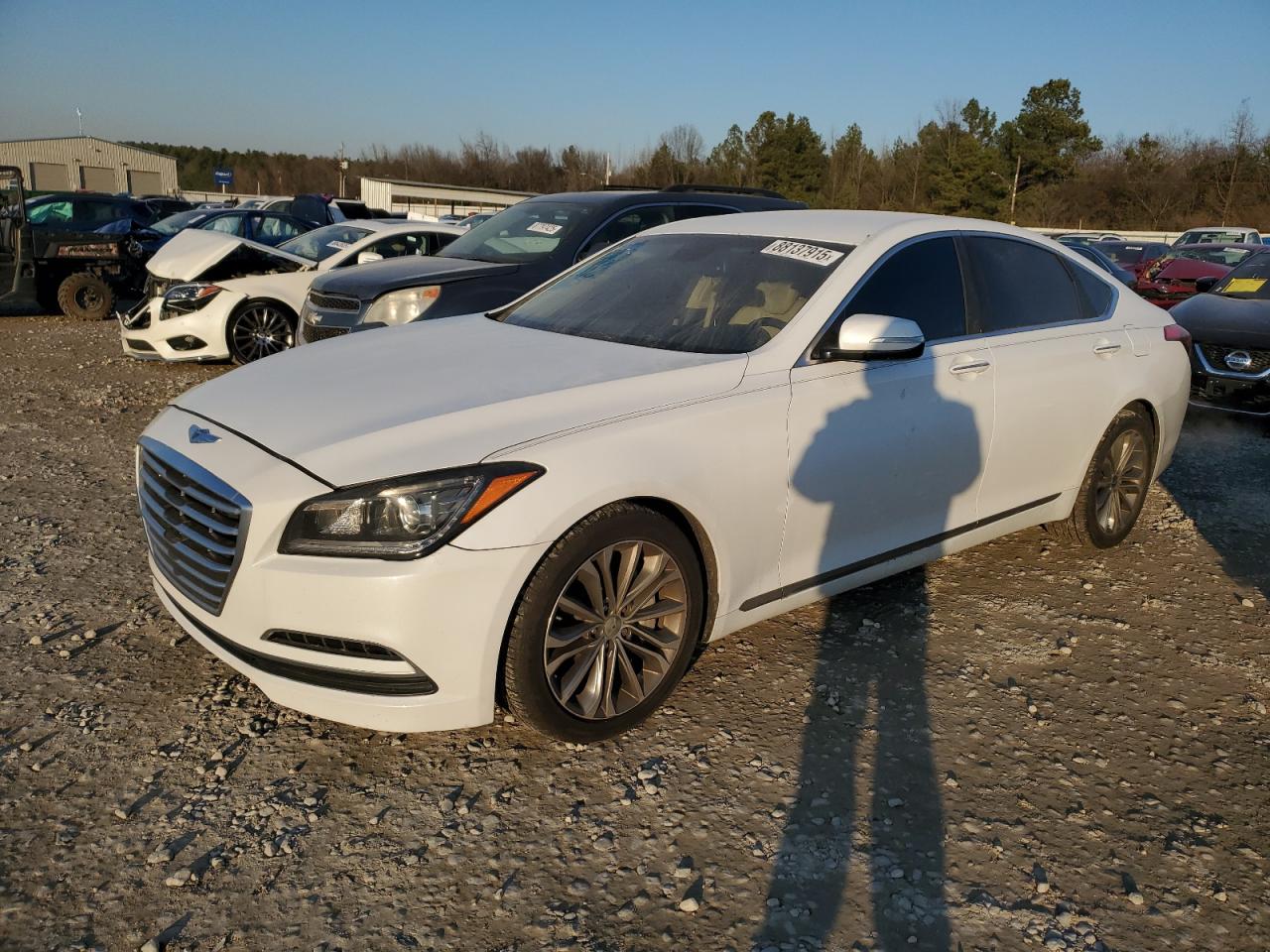 HYUNDAI GENESIS 3. 2015
