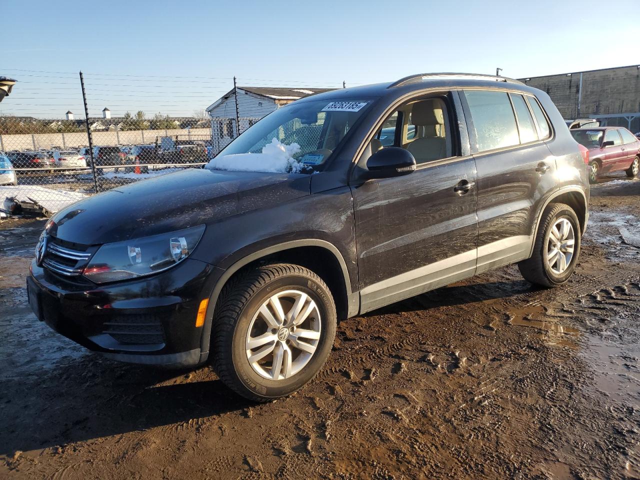 VOLKSWAGEN TIGUAN S 2016