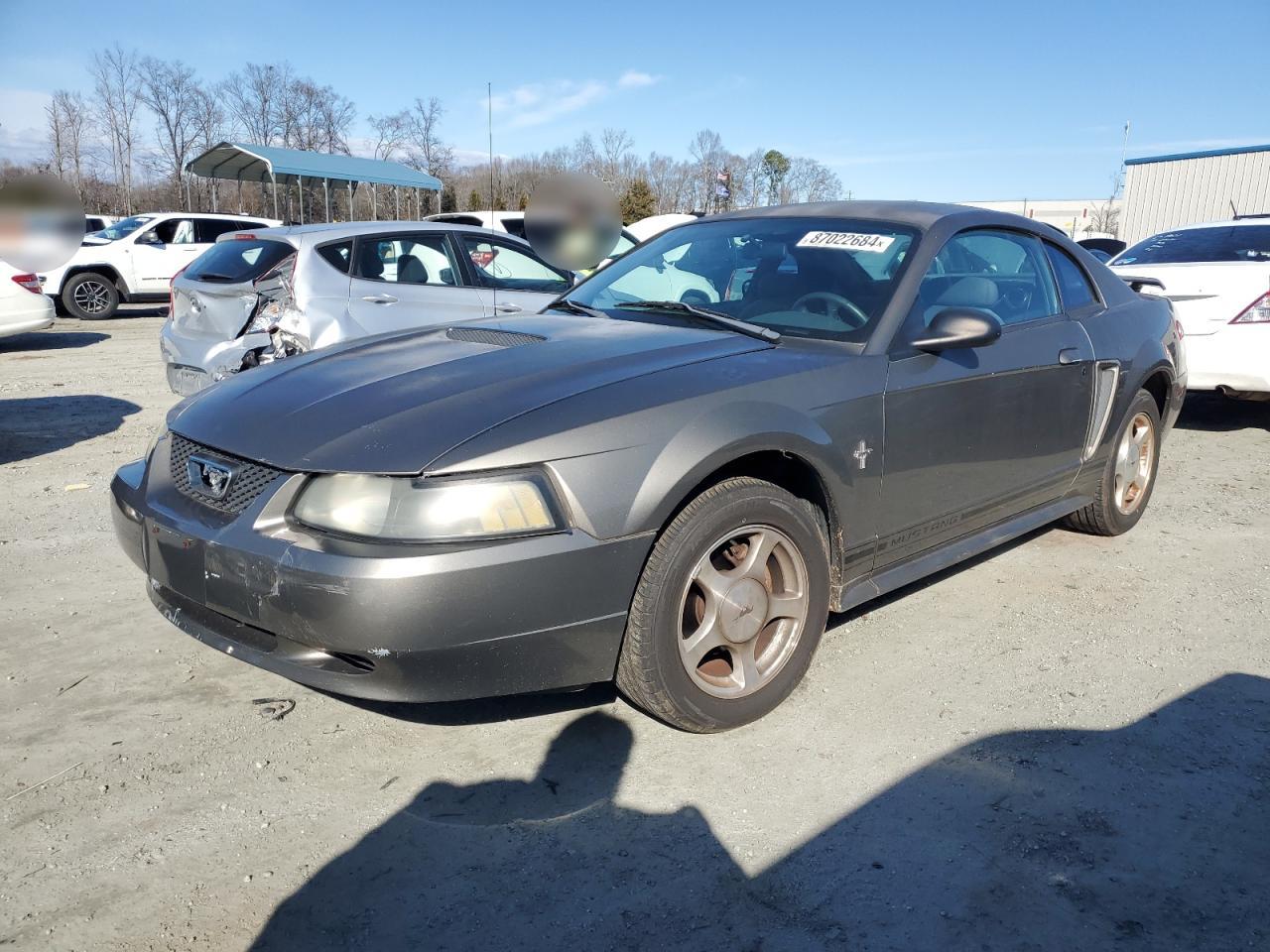 FORD MUSTANG 2001