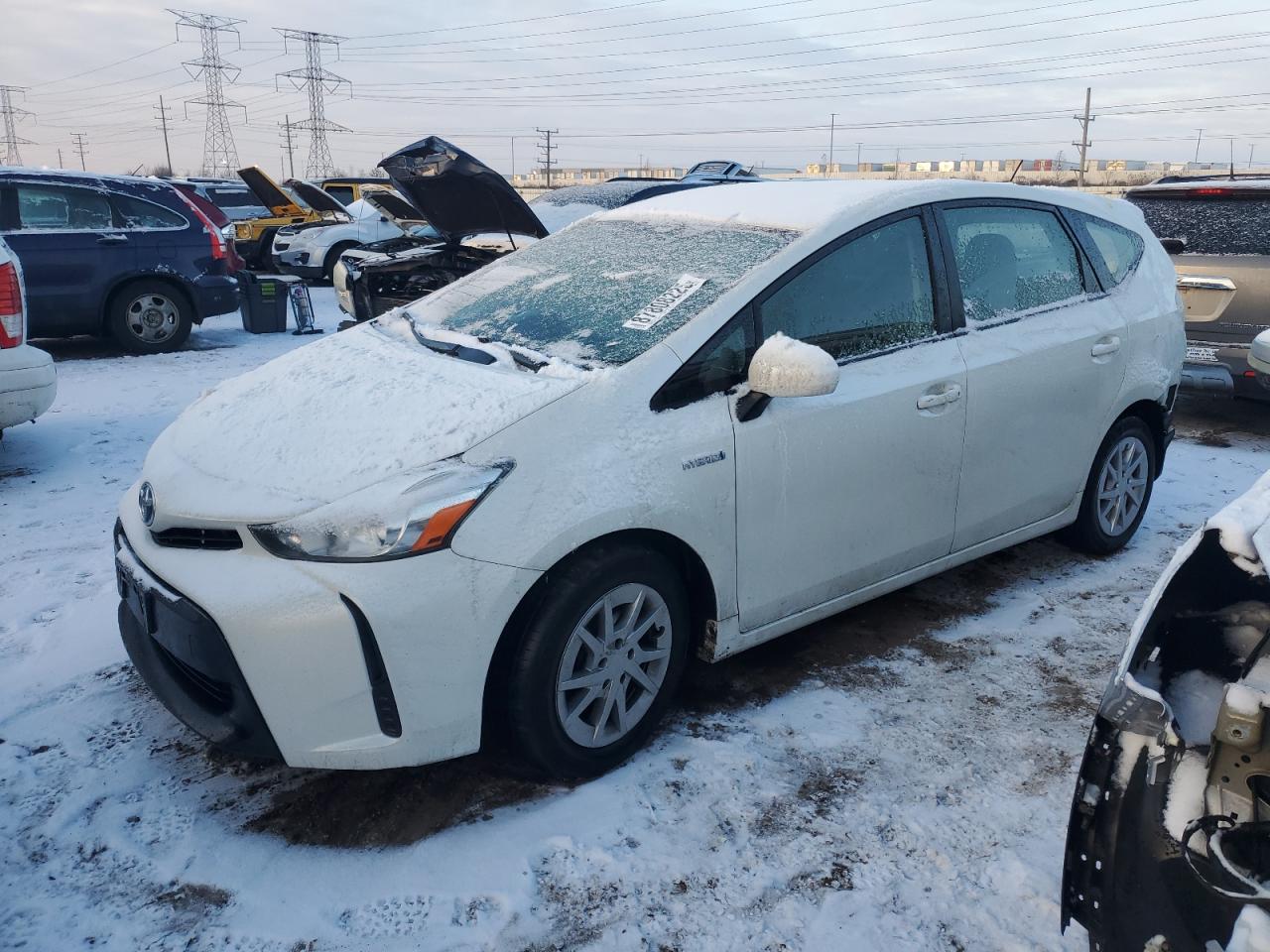 TOYOTA PRIUS V 2015