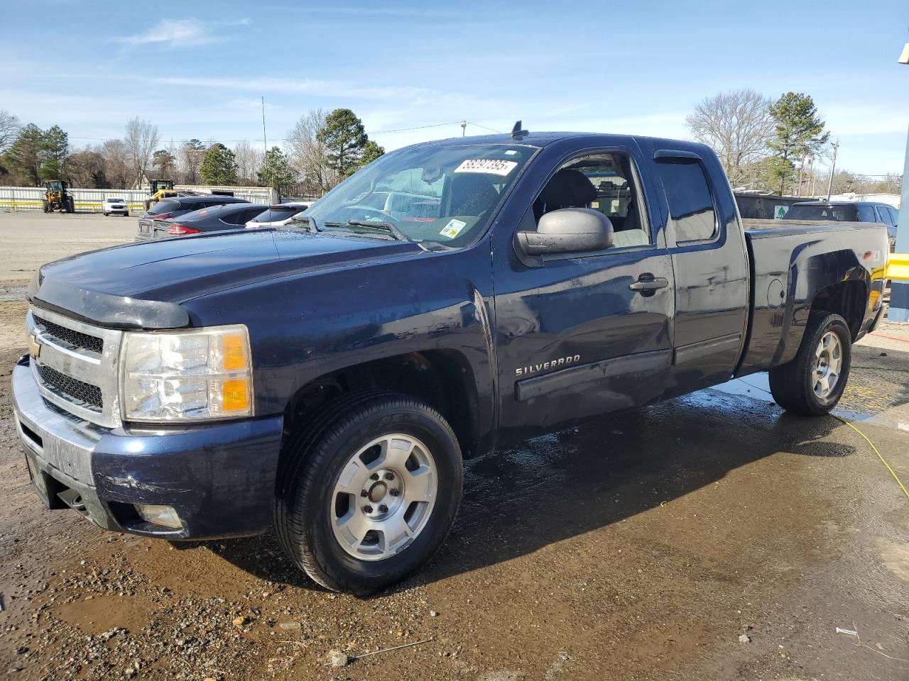 CHEVROLET SILVERADO 2011