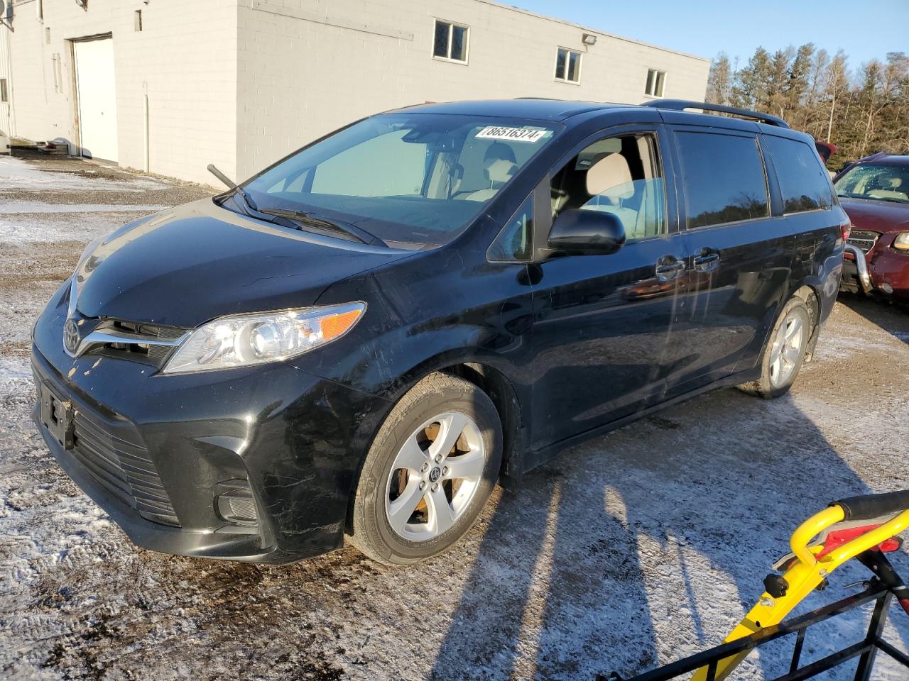 TOYOTA SIENNA LE 2020