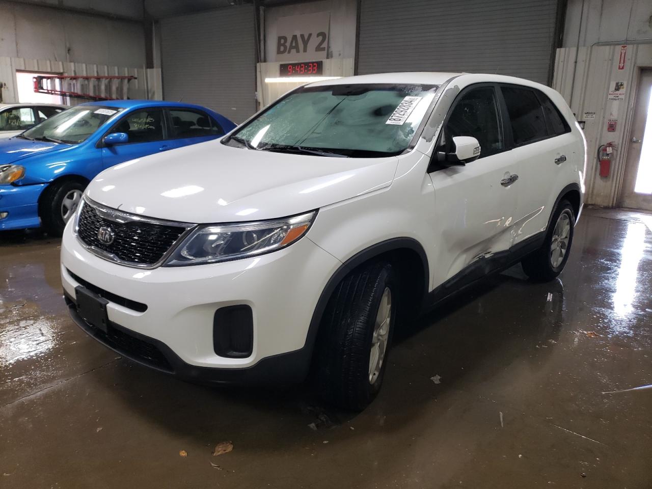 KIA SORENTO LX 2015