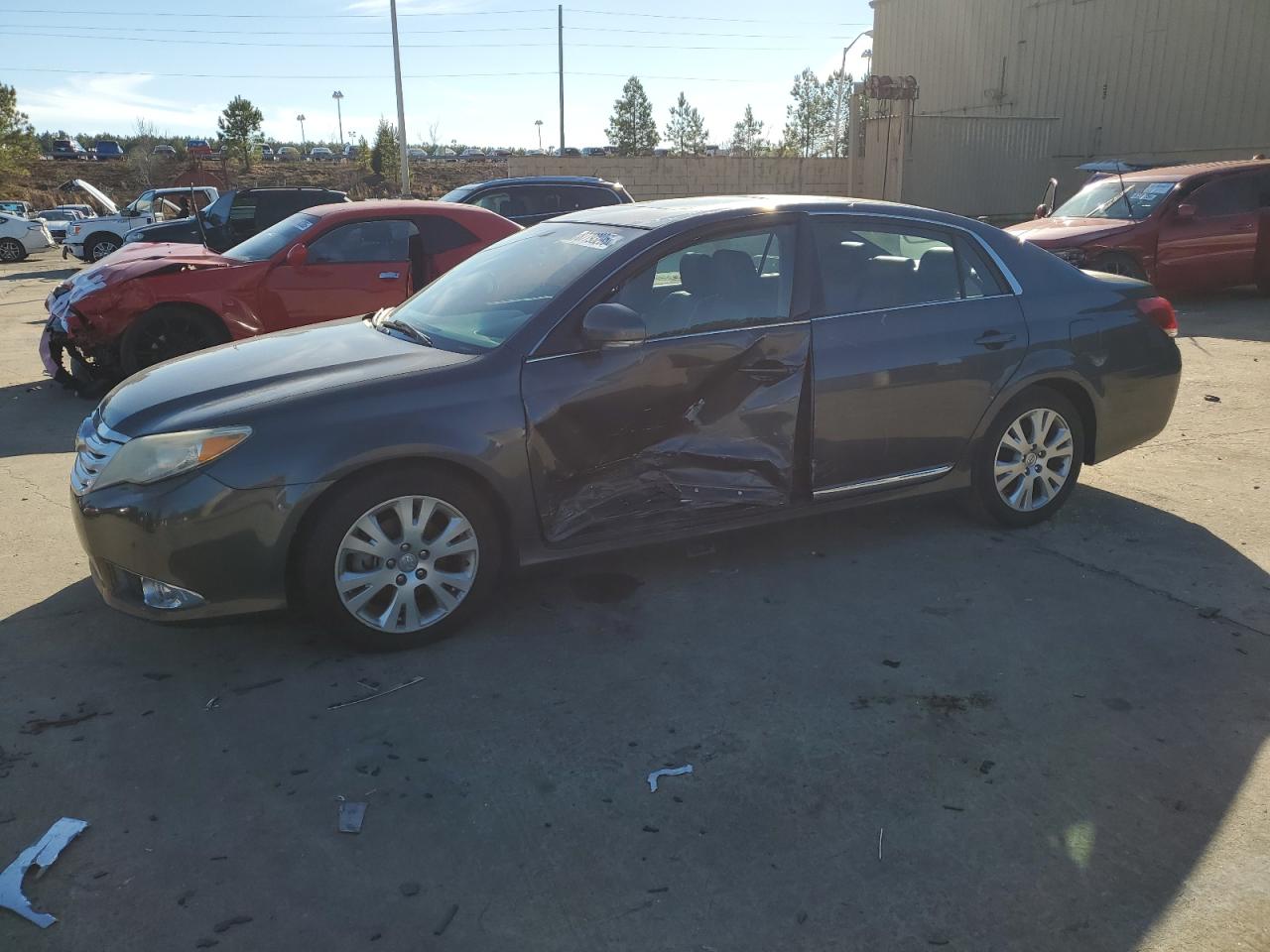 TOYOTA AVALON BAS 2011