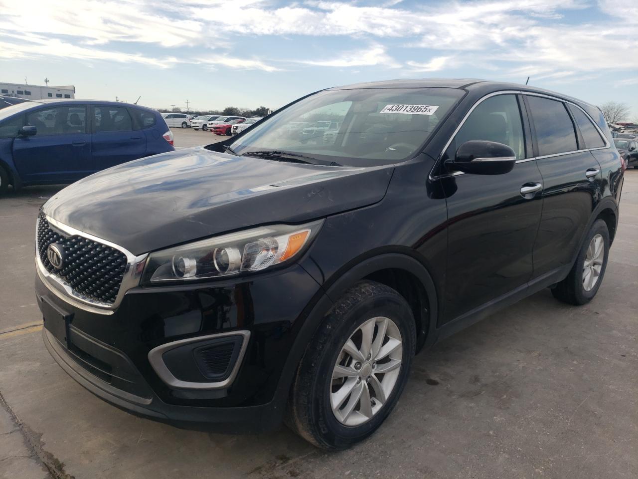 KIA SORENTO LX 2017