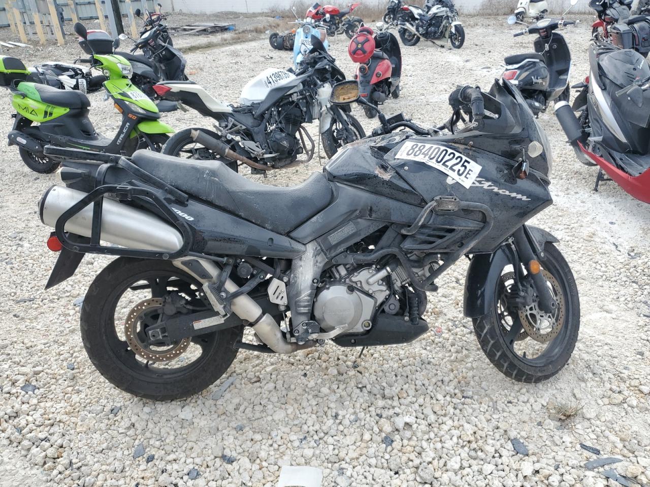 SUZUKI DL1000 2012