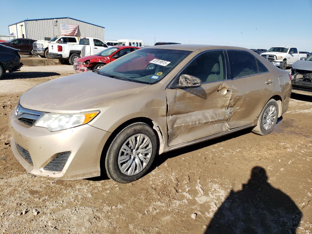 TOYOTA CAMRY BASE 2012