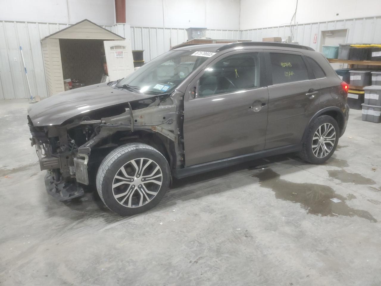 MITSUBISHI OUTLANDER 2018