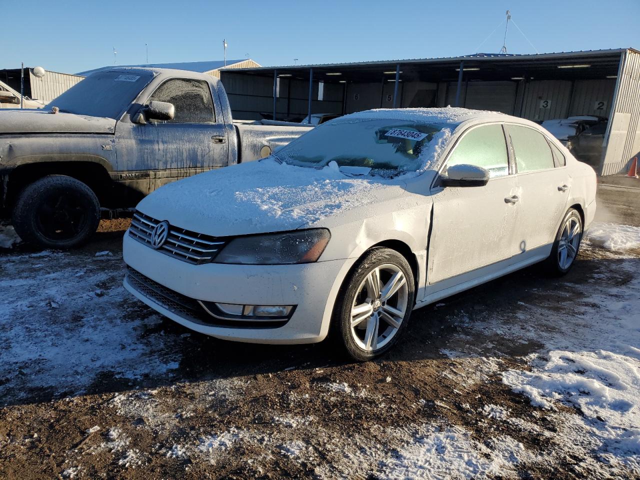 VOLKSWAGEN PASSAT SE 2014