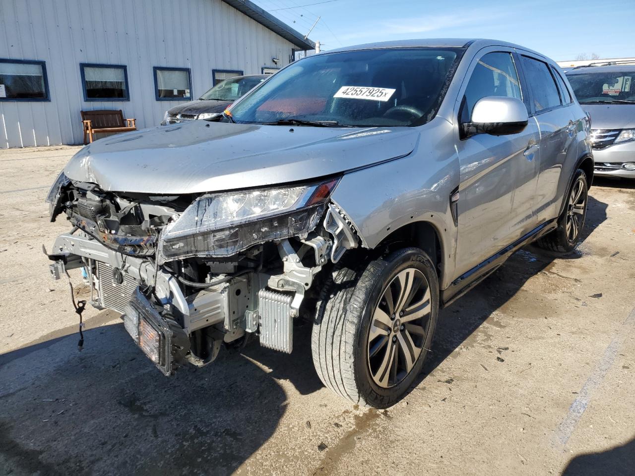 MITSUBISHI OUTLANDER 2020