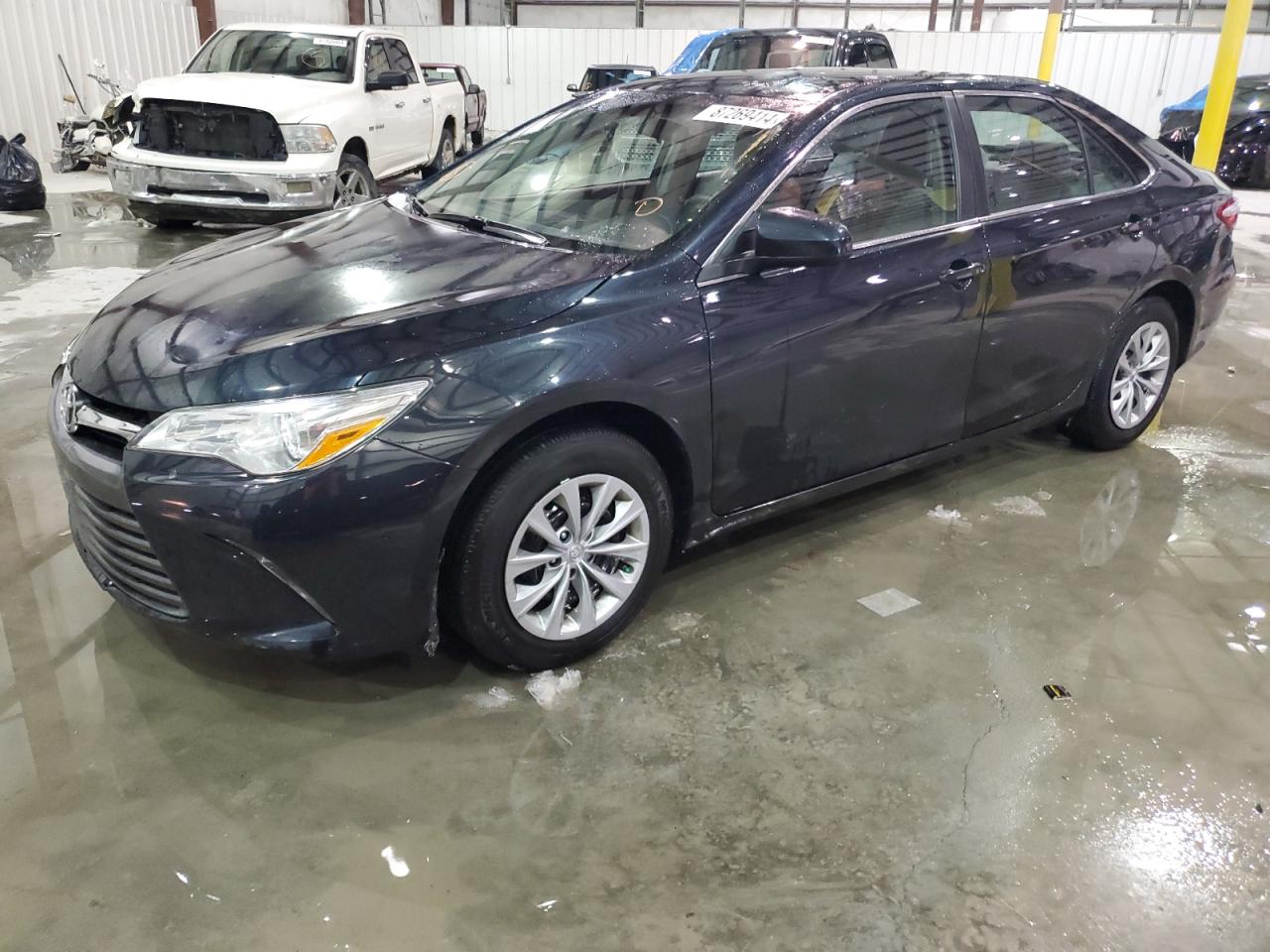 TOYOTA CAMRY LE 2016