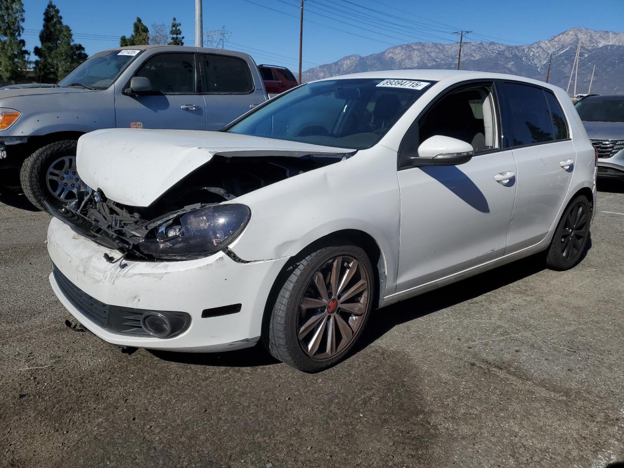 VOLKSWAGEN GOLF 2013