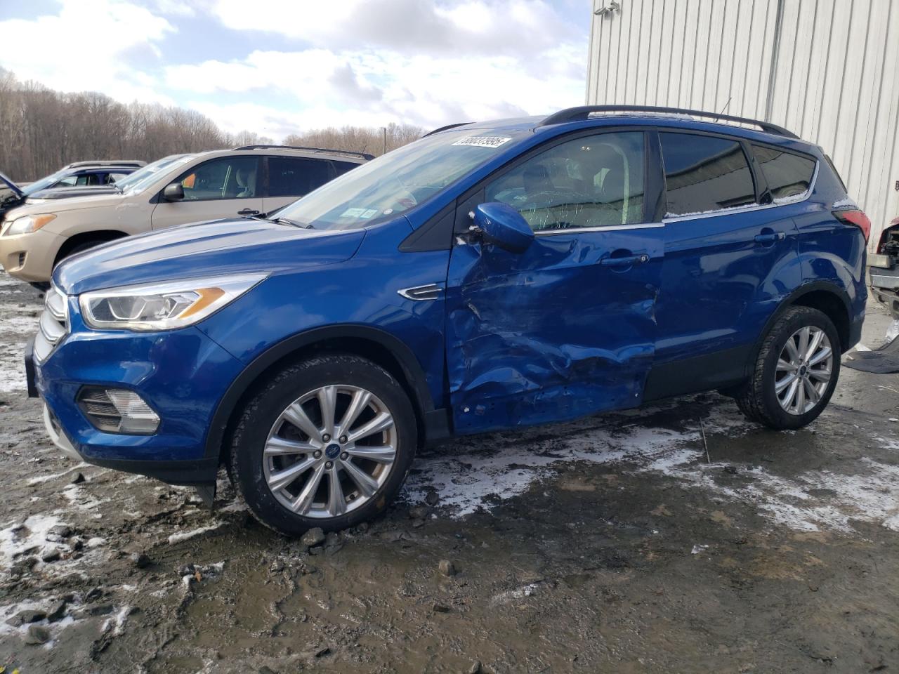 FORD ESCAPE SEL 2019