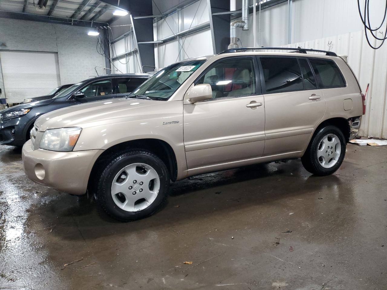 TOYOTA HIGHLANDER 2004