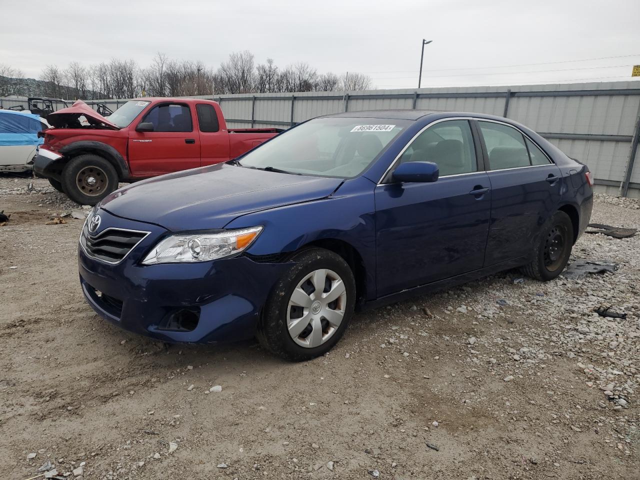TOYOTA CAMRY BASE 2011