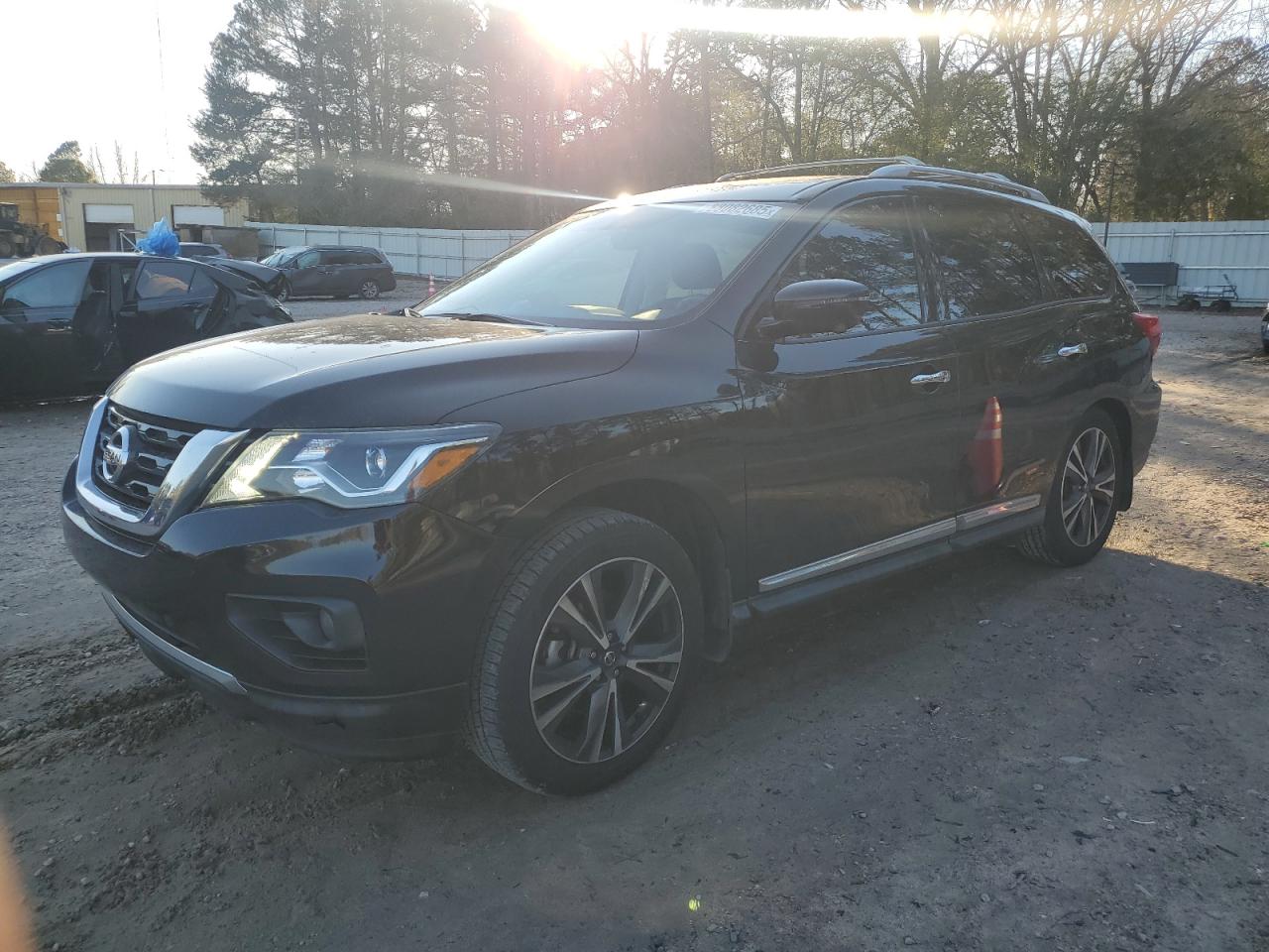 NISSAN PATHFINDER 2020