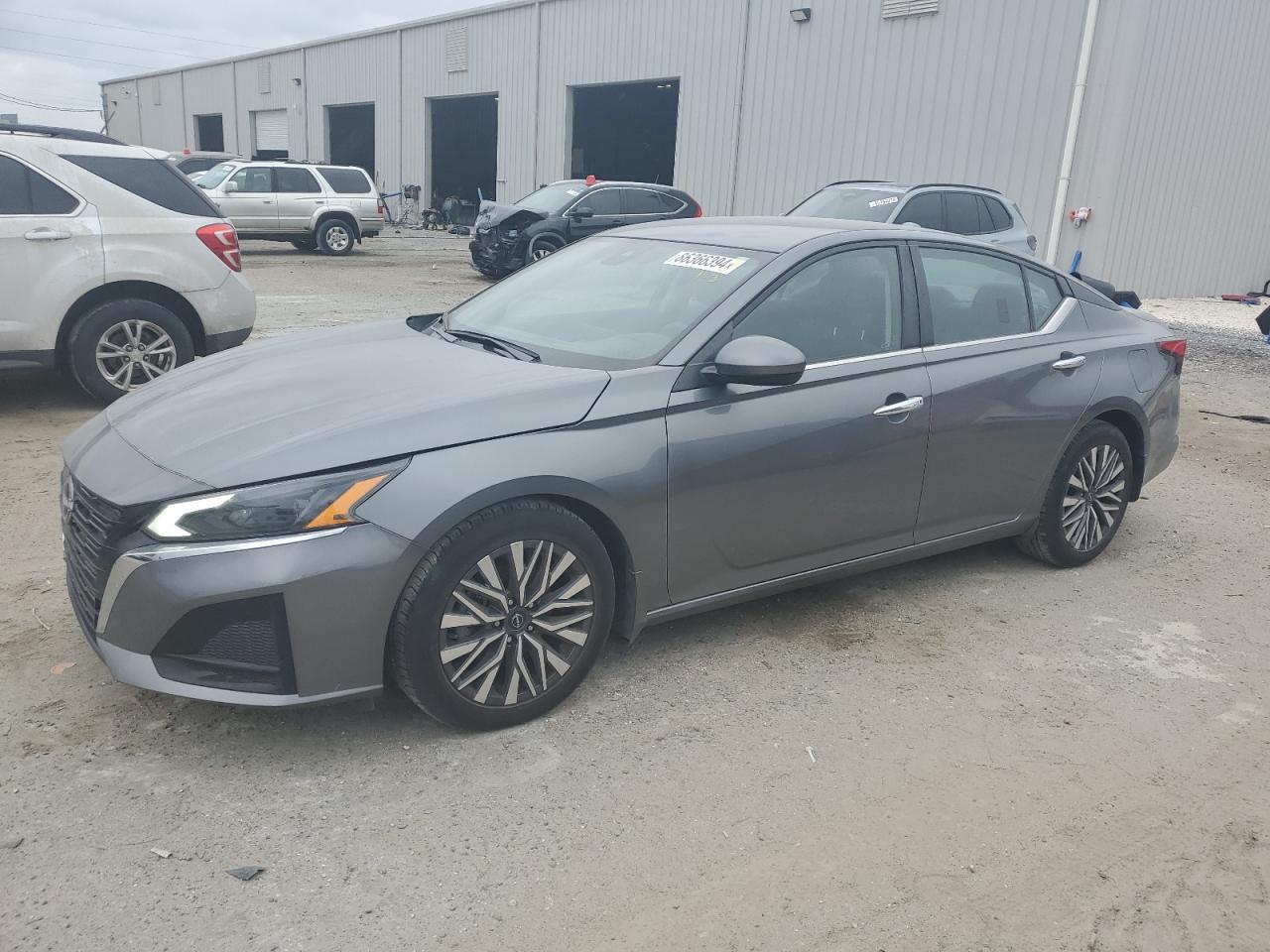 NISSAN ALTIMA SV 2023
