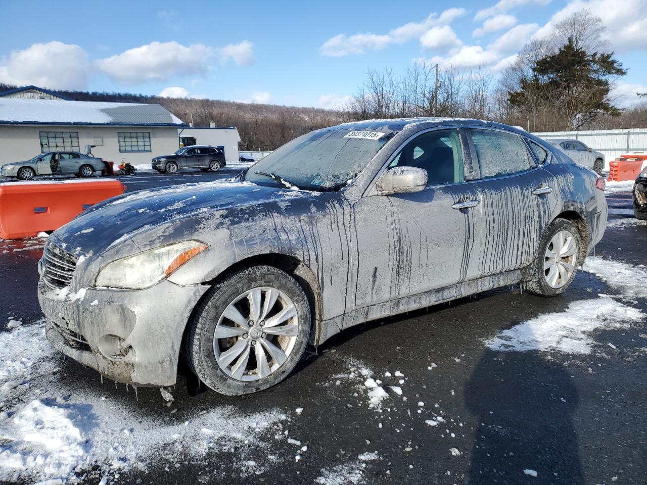 INFINITI M37 X 2011