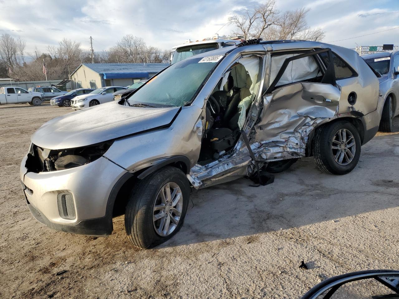 KIA SORENTO LX 2015