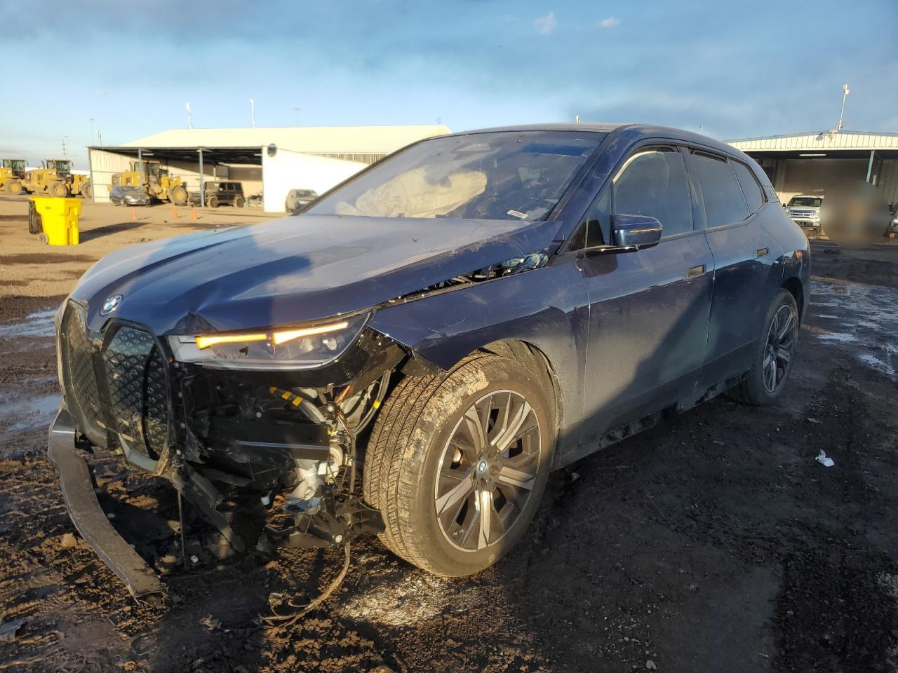 BMW IX XDRIVE5 2024