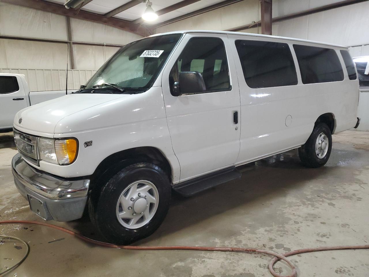 FORD ECONOLINE 2002