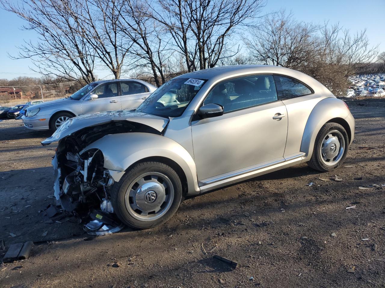 VOLKSWAGEN BEETLE 2012