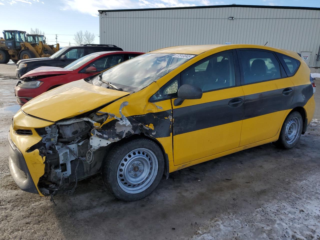 TOYOTA PRIUS V 2017