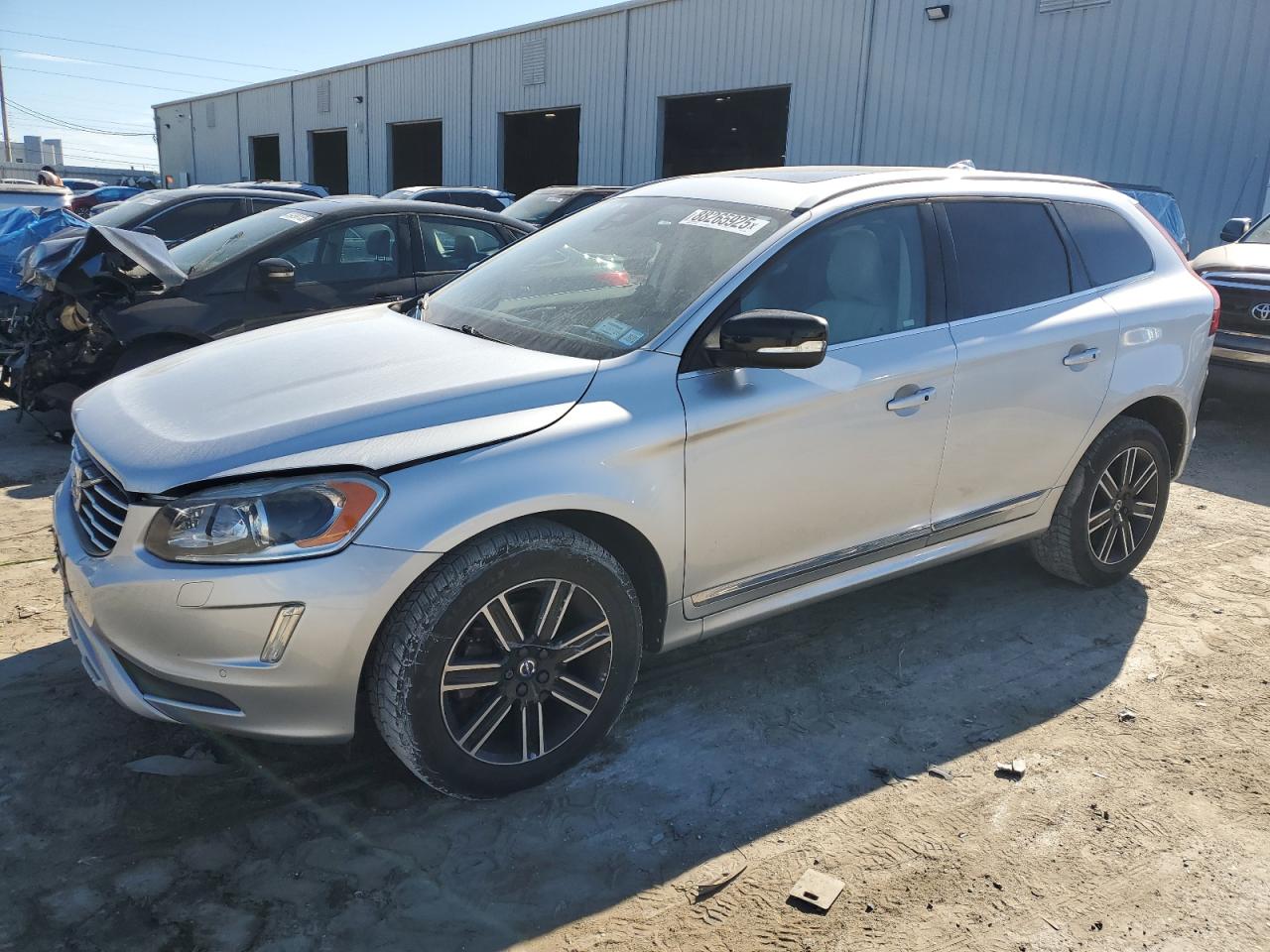 VOLVO XC60 T5 DY 2017