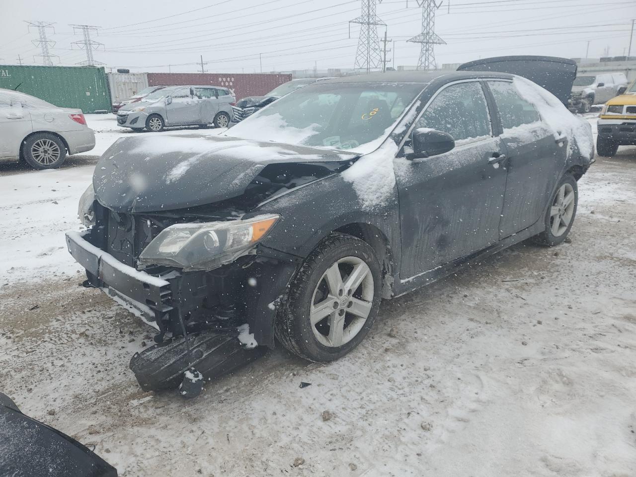 TOYOTA CAMRY L 2013