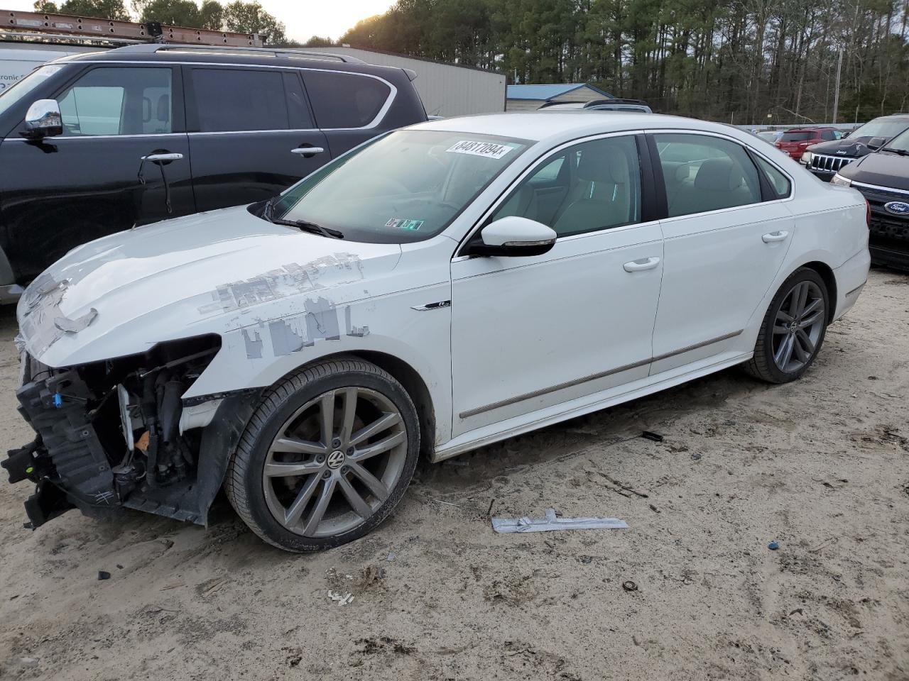 VOLKSWAGEN PASSAT 2017