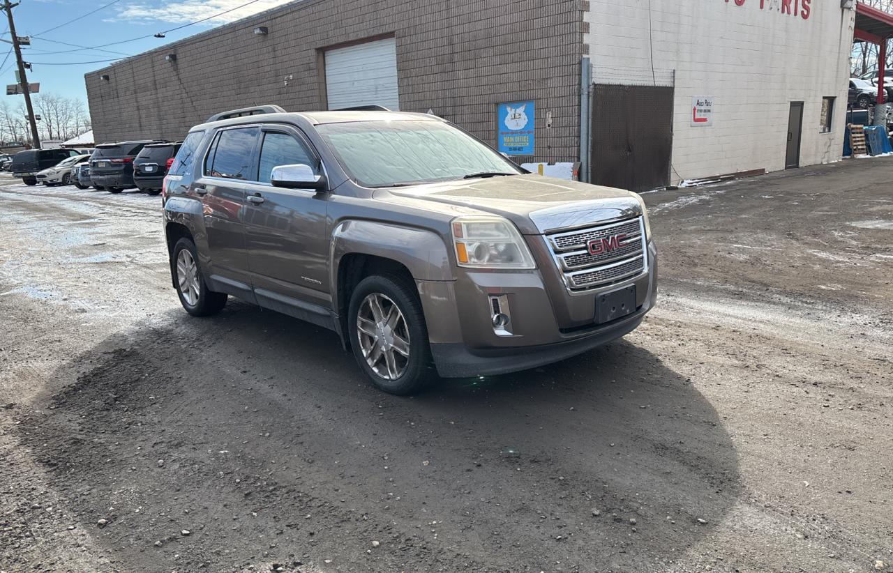 GMC TERRAIN SL 2011