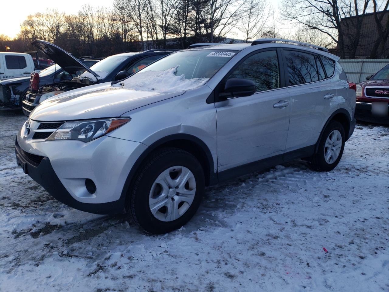TOYOTA RAV4 LE 2014