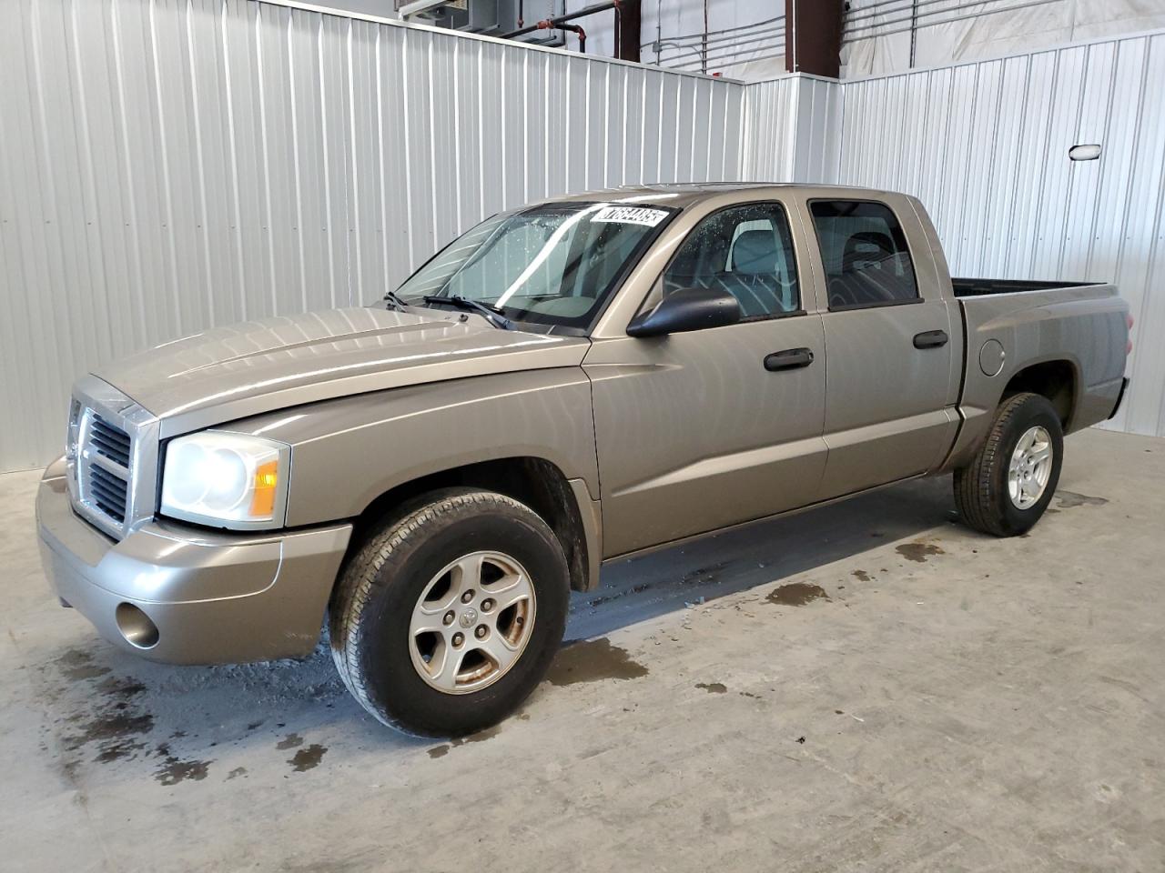 DODGE DAKOTA QUA 2006