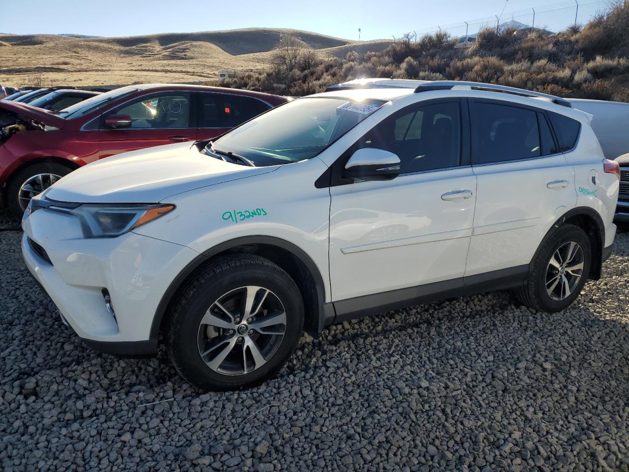 TOYOTA RAV4 XLE 2016