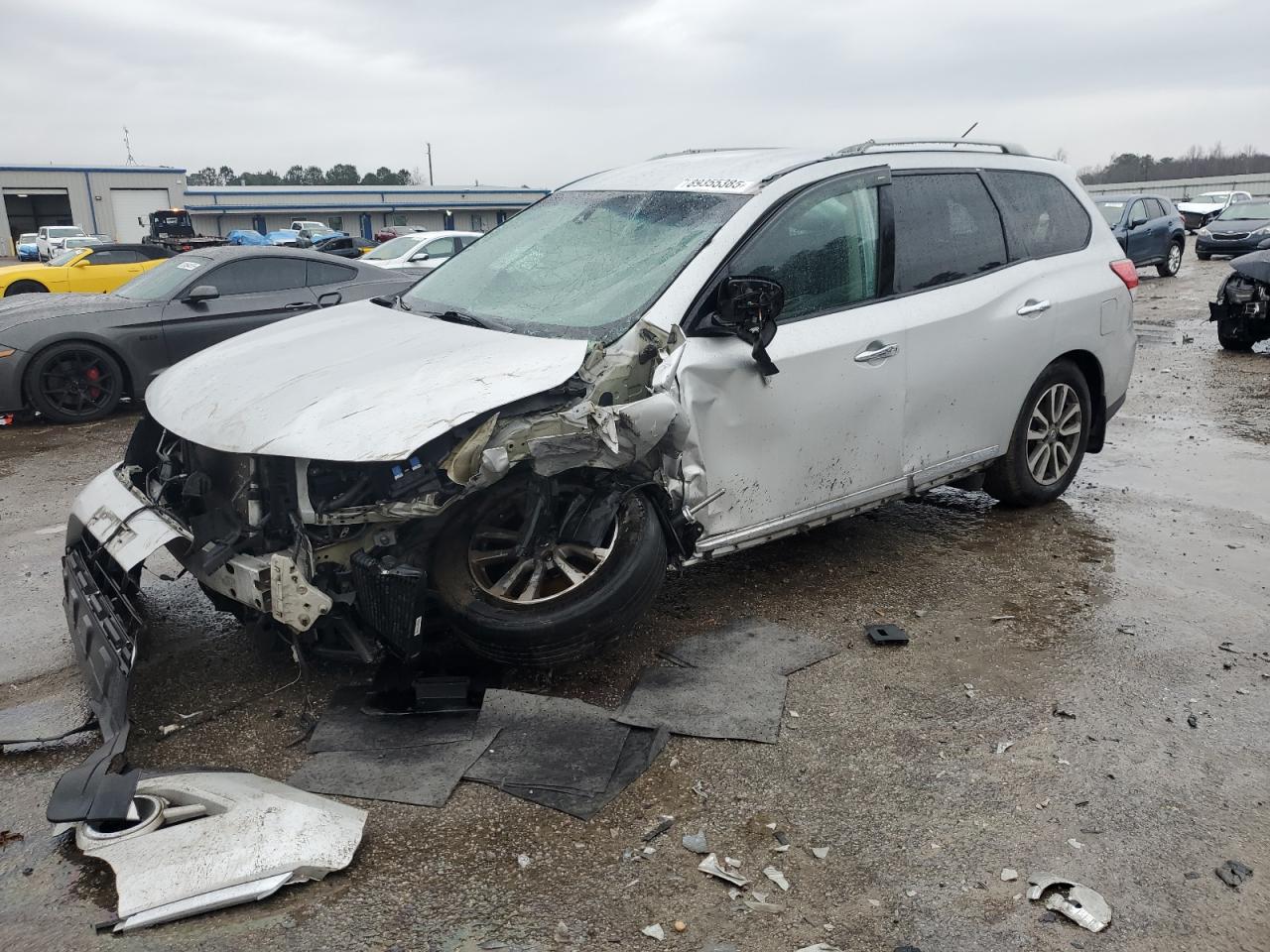 NISSAN PATHFINDER 2016
