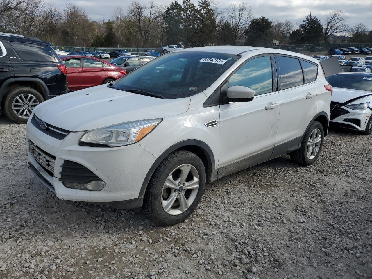 FORD ESCAPE SE 2016