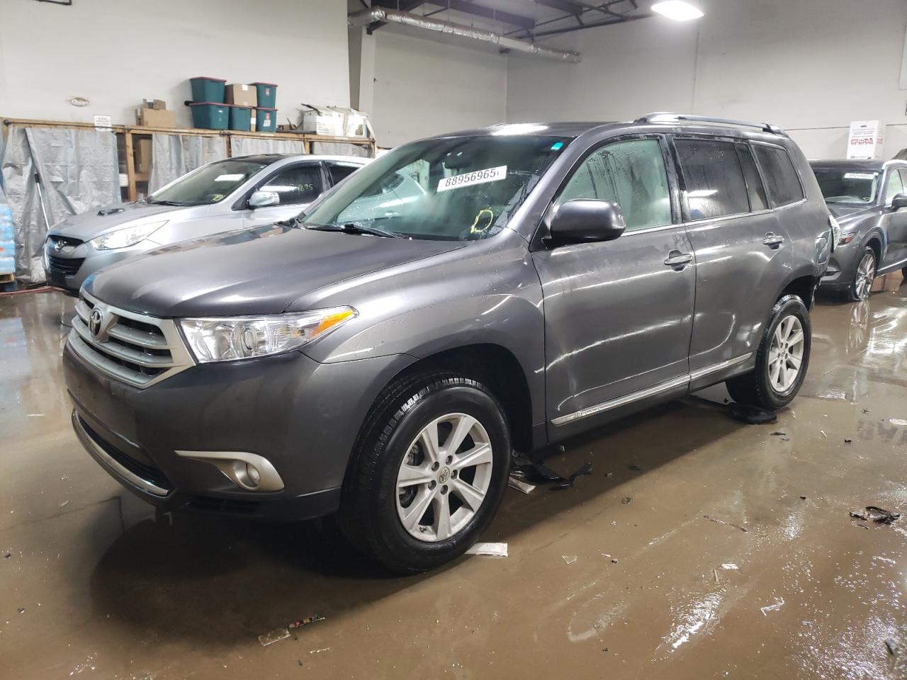 TOYOTA HIGHLANDER 2012