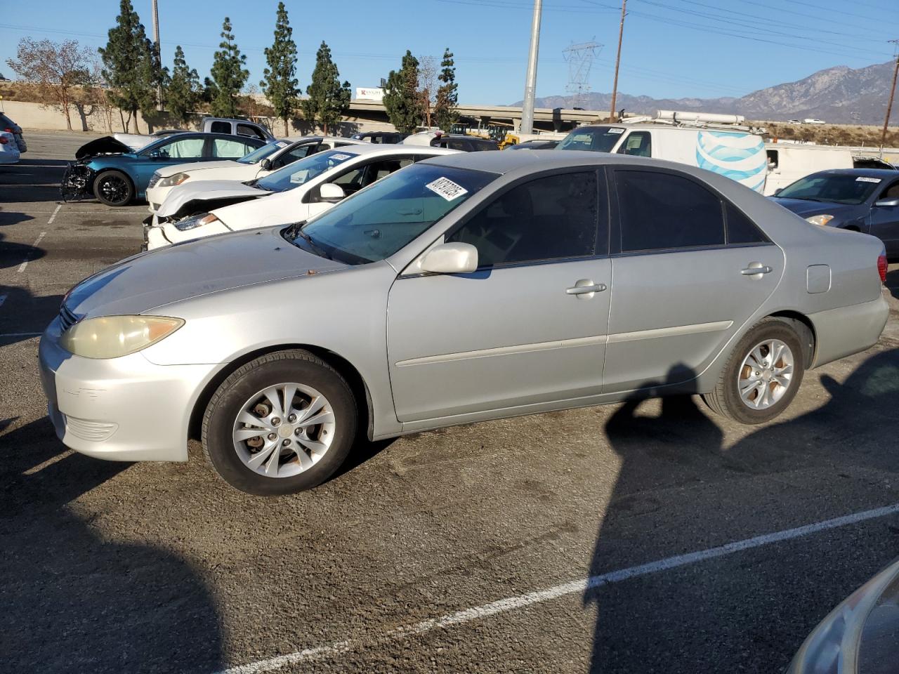 TOYOTA CAMRY LE 2005