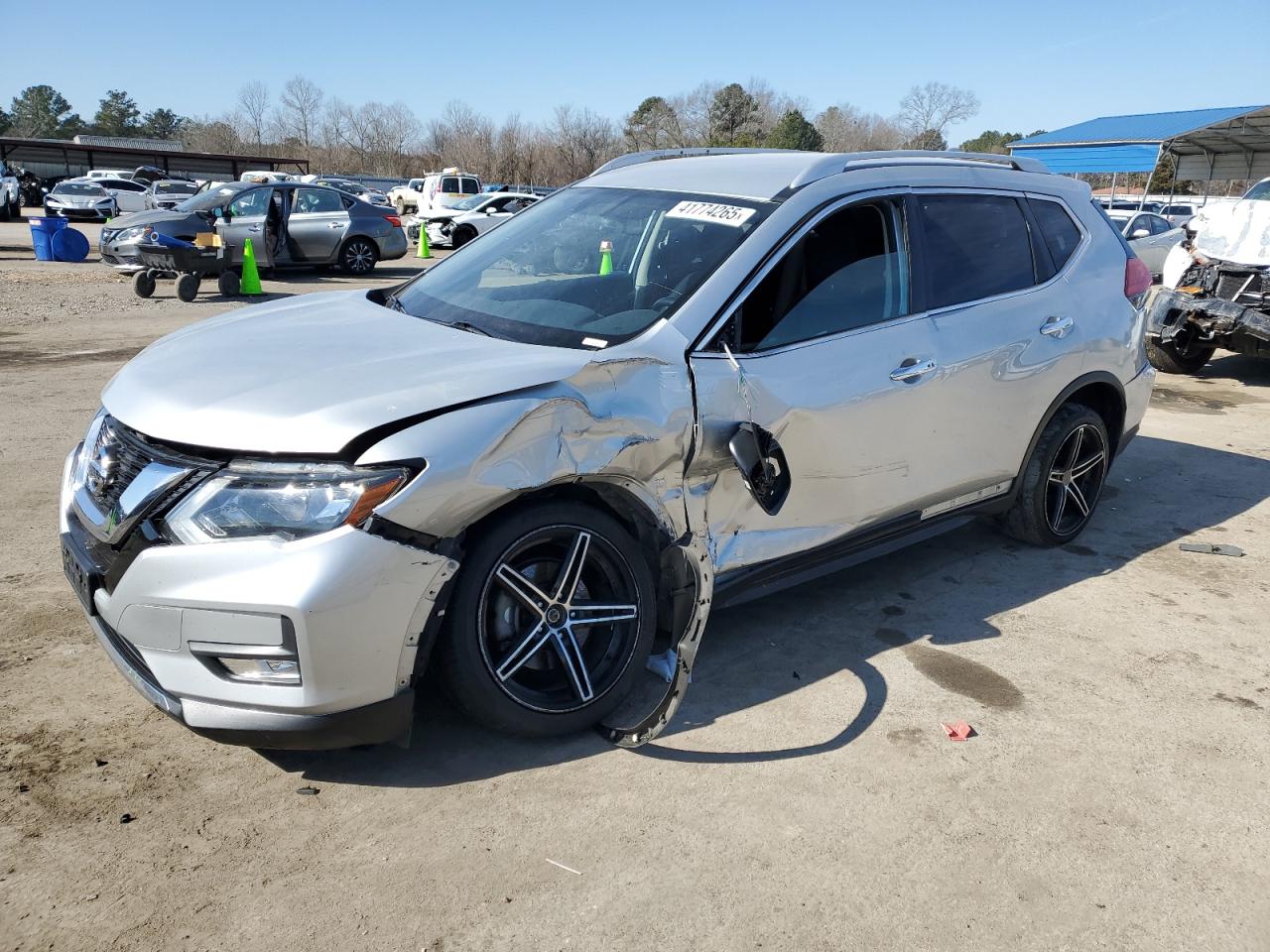 NISSAN ROGUE 2017