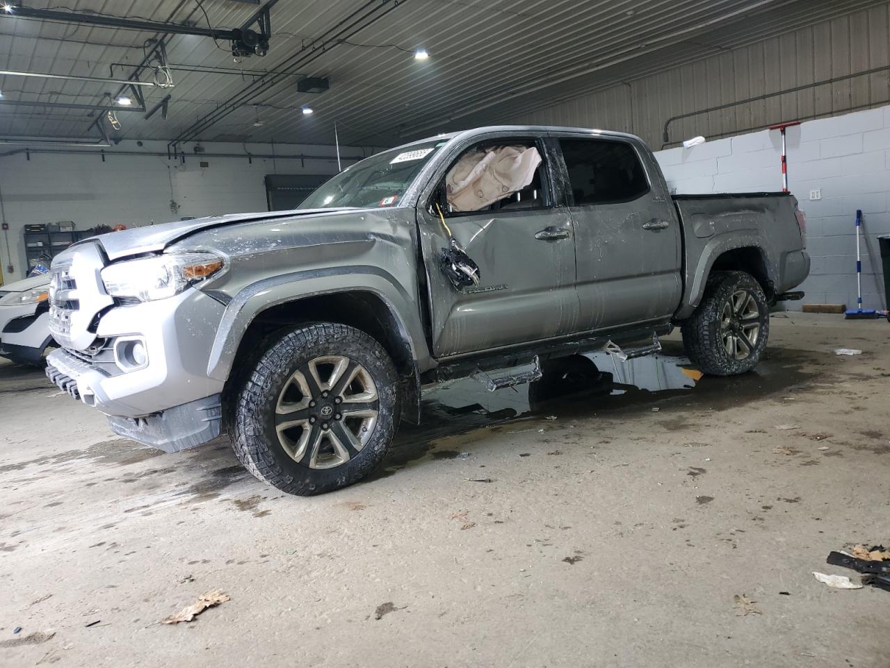TOYOTA TACOMA DOU 2016