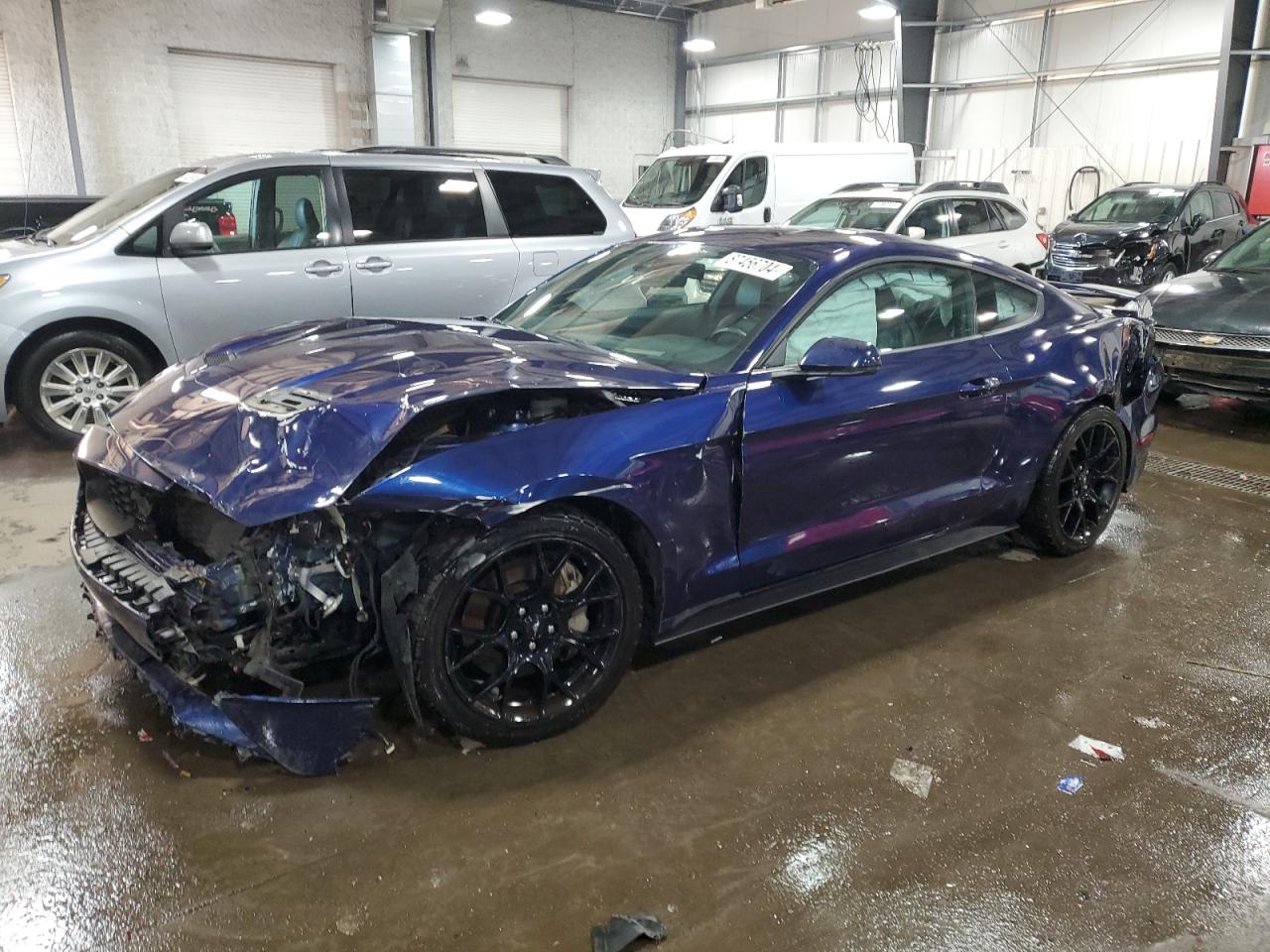 FORD MUSTANG 2018