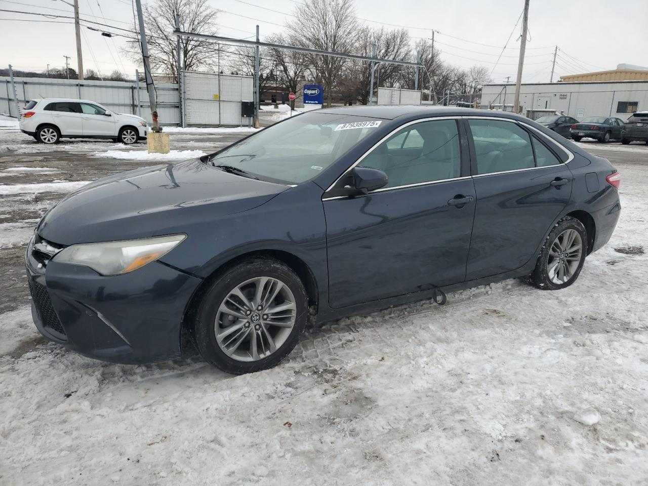TOYOTA CAMRY LE 2017