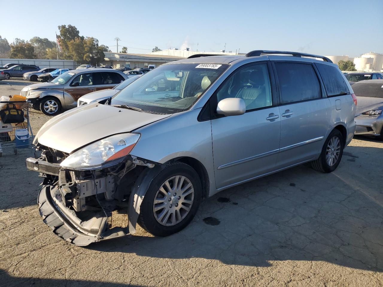 TOYOTA SIENNA XLE 2009