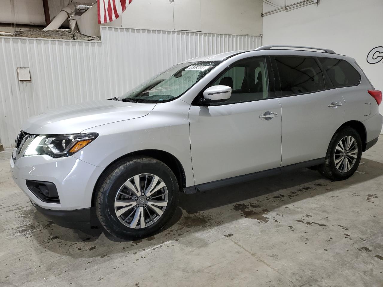 NISSAN PATHFINDER 2019