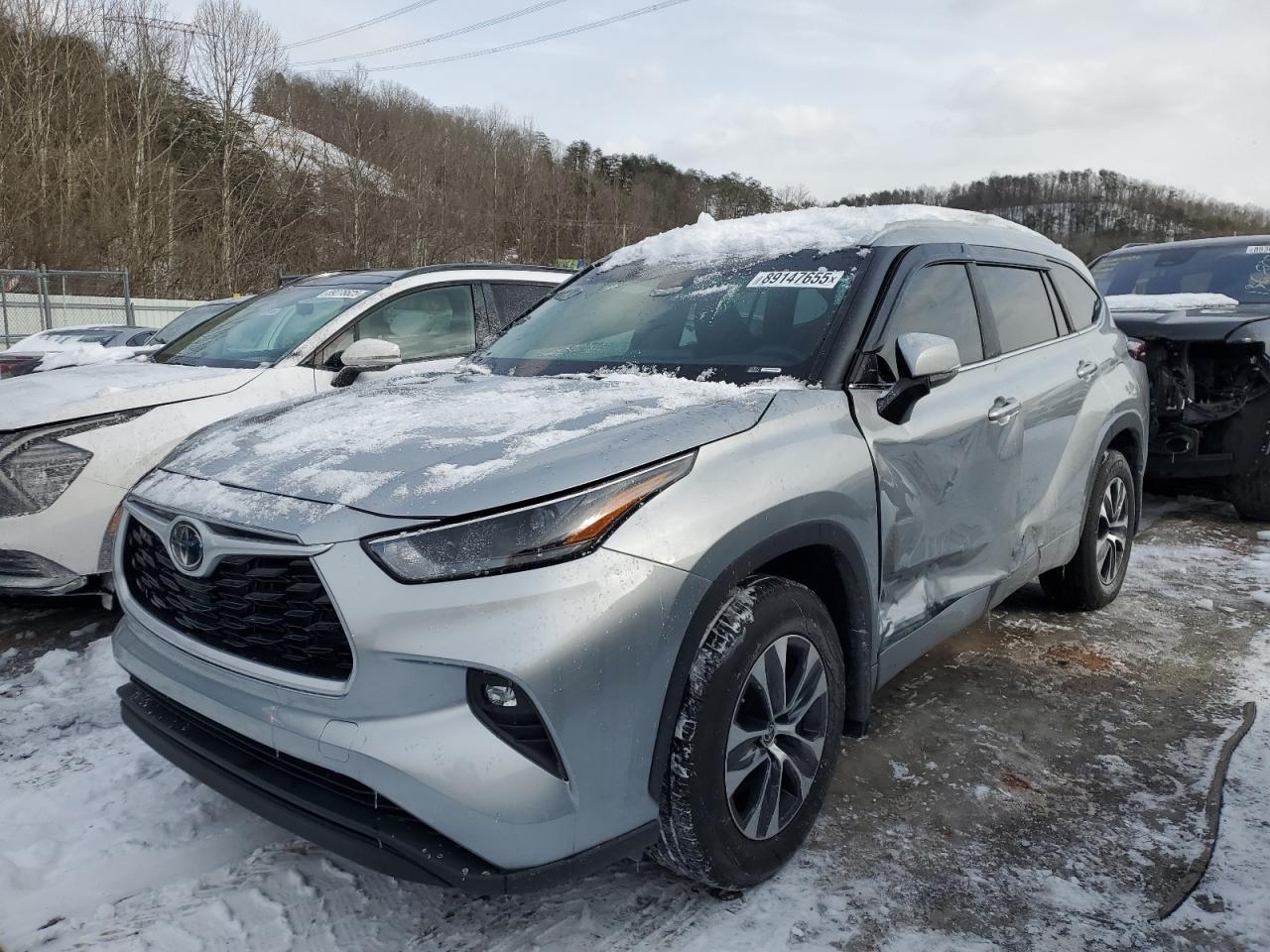 TOYOTA HIGHLANDER 2024