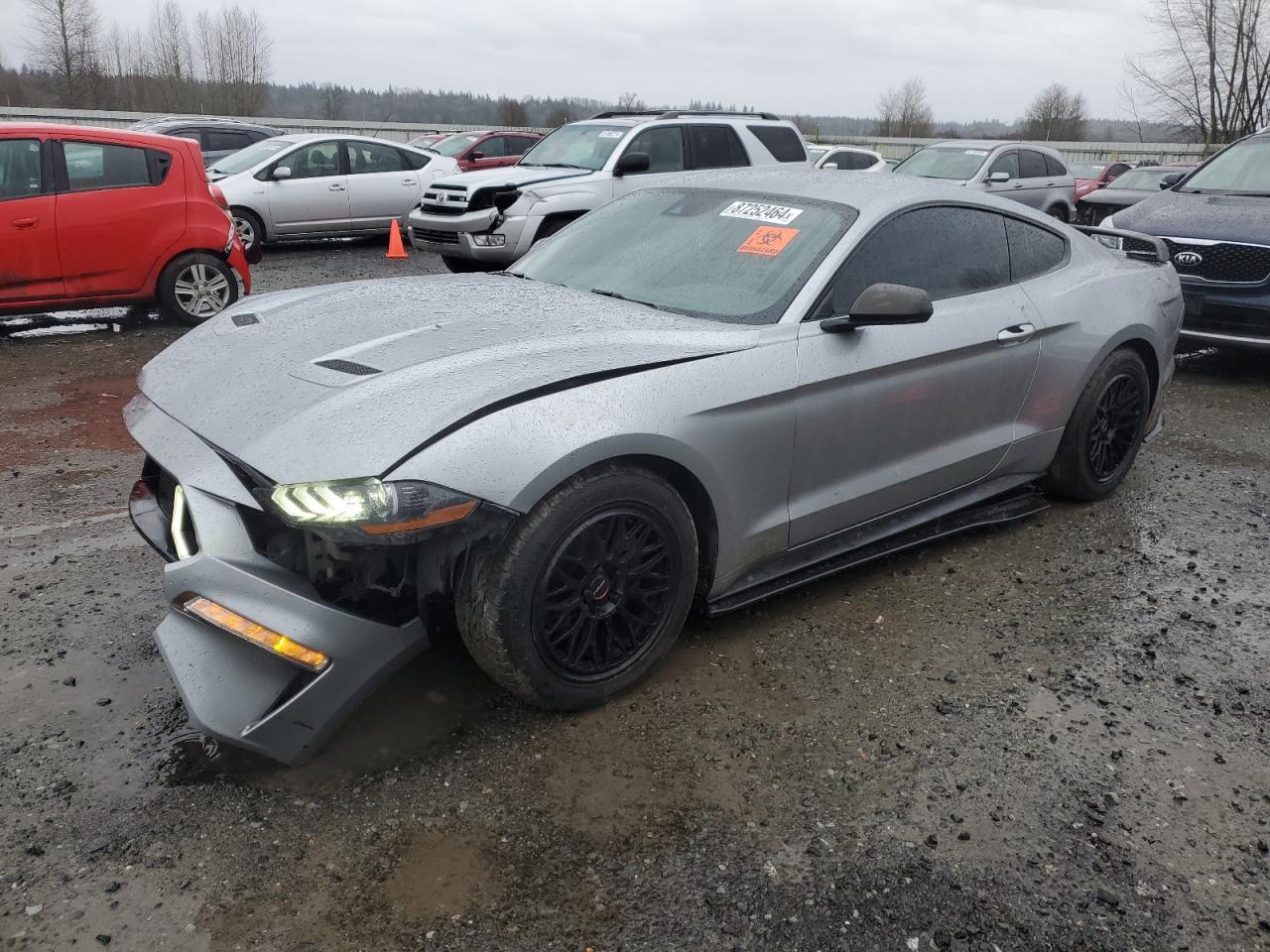 FORD MUSTANG 2021