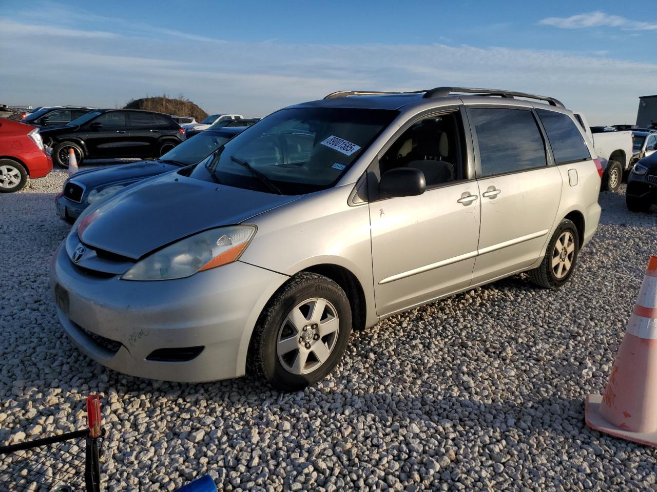 TOYOTA SIENNA CE 2008