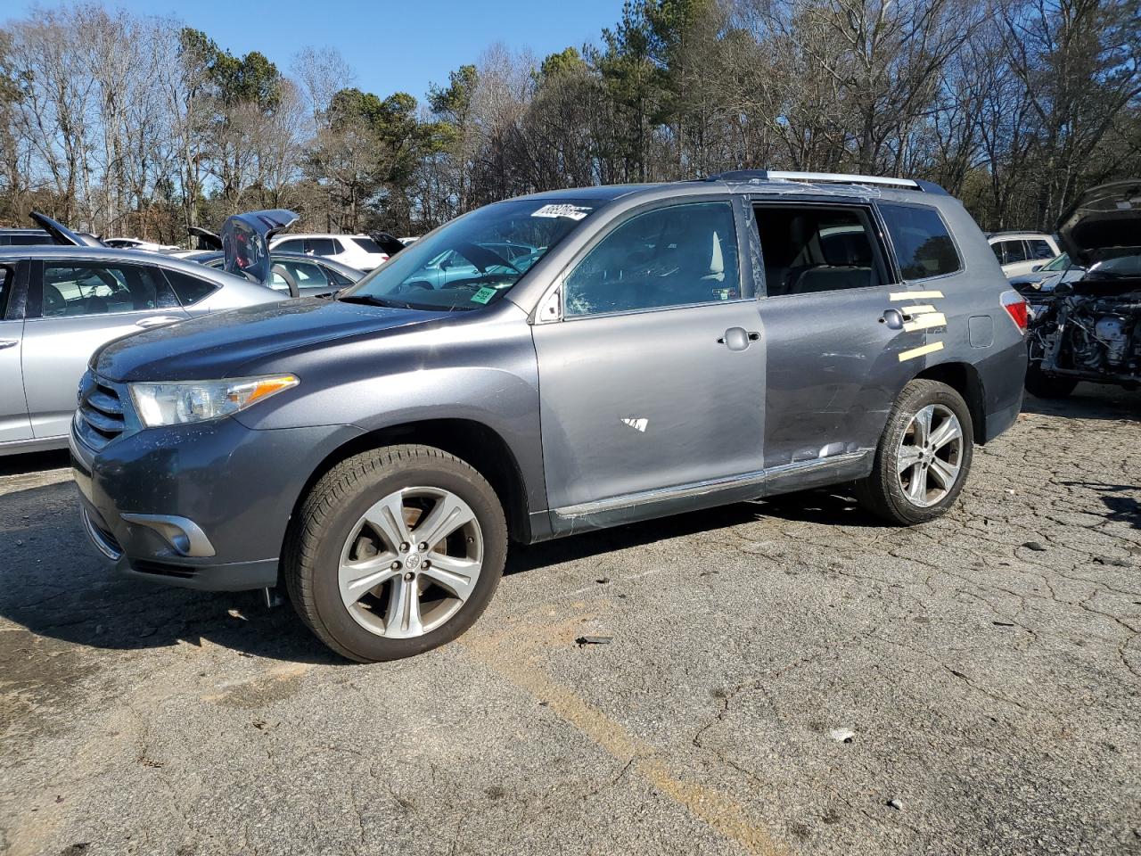TOYOTA HIGHLANDER 2013